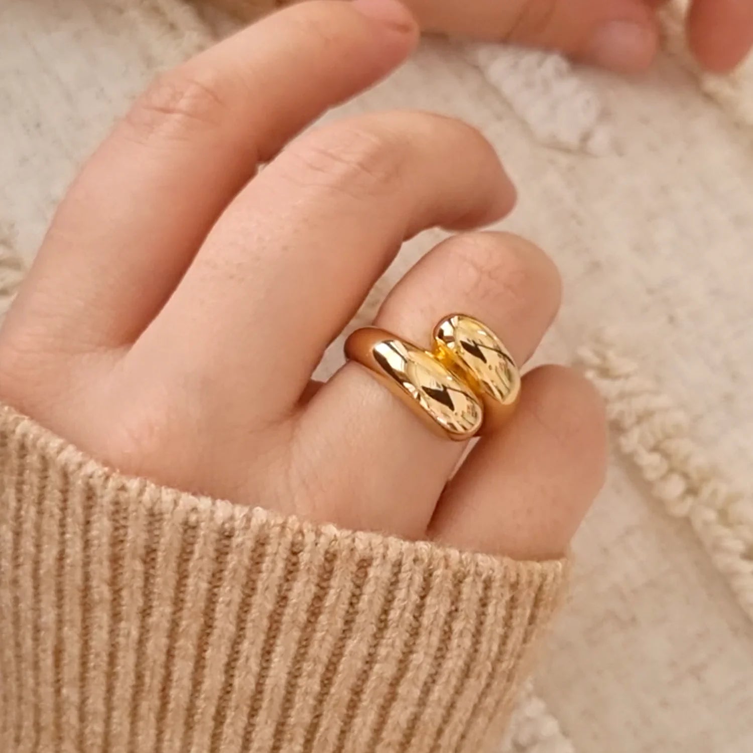 Twin Dome Ring Gold