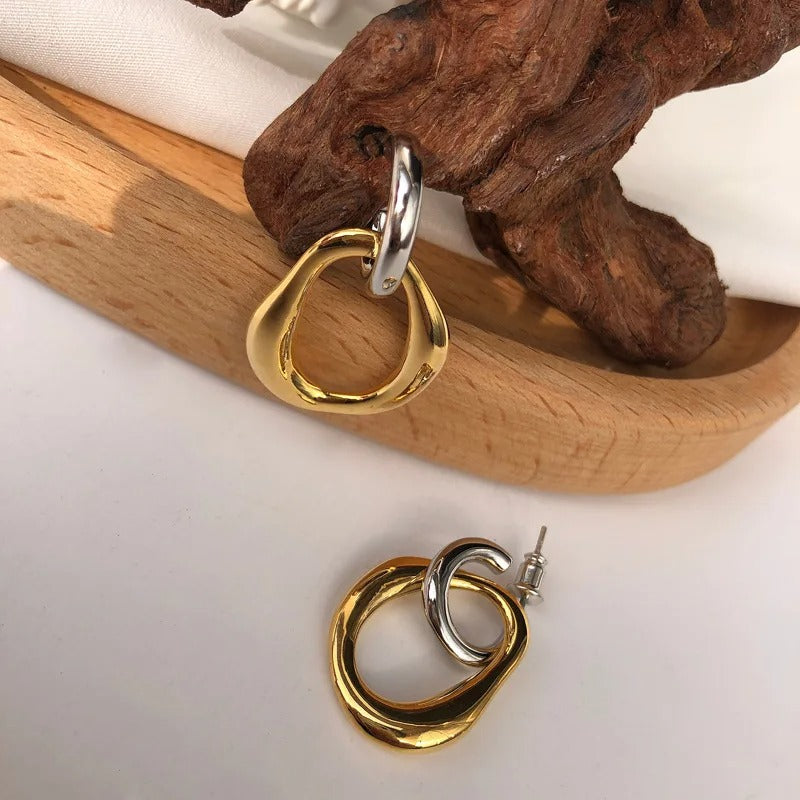 Metal Mirage Linked Hoop Earrings